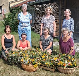 Banner Kräuterbuschen binden